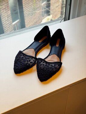 Lace Pointed Flats - Size 6.5